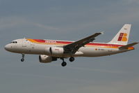 EC-KHJ @ EBBR - arrival of flight IB3206 to rwy 25L