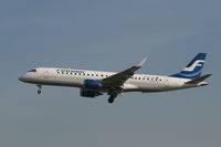 OH-LKL @ EBBR - arrival of flight AY811 to rwy 25L
