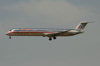 N454AA @ DFW - American Airlines landing 18R at DFW