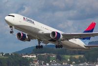 N152DL @ LSZH - DELTA - by Delta Kilo