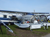 N63SS @ KOSH - Cessna 182