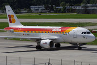 EC-KOY @ ZRH - Airbus A319-111 - by Juergen Postl