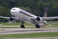9V-SWS @ ZRH - Singapore Airlines Boeing 777-312(ER) - by Juergen Postl