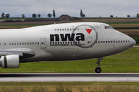 N624US @ VIE - Boeing 747-251B - by Juergen Postl