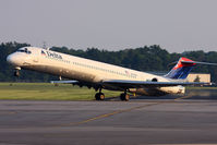 N976DL @ ORF - Delta Airlines N976DL (FLT DAL685) departing RWY 5 enroute to Hartsfield-Jackson Atlanta Int'l (KATL).