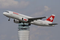 HB-IJR @ VIE - Airbus A320-214