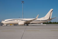 VP-CBB @ VIE - Boeing 737-800 - by Yakfreak - VAP