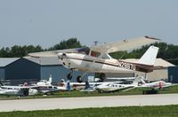 N2997U @ KOSH - Cessna 172