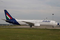 HA-LOC @ BUD - Malev Boeing 737-800 - by Yakfreak - VAP