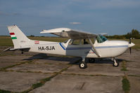 HA-SJA @ LHBS - Cessna 172