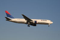N155DL @ EBBR - arrival of flight DL124 to rwy 02