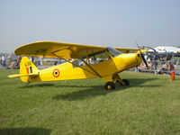 OO-VIW @ EBFN - Koksijde Air Base Openday , 01 jul 2006 - by Henk Geerlings