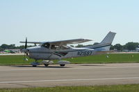 N21597 @ KOSH - Cessna 182