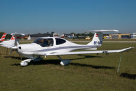 OE-DAC @ LOAN - Diamond DA40 - by Yakfreak - VAP