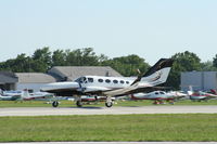 N414ML @ KOSH - Cessna 414A