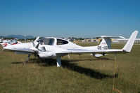 OE-UDX @ LOAN - Diamond DA42 - by Yakfreak - VAP