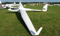 G-LIVS - Competitor in the Midland Regional Gliding Championship at Husband's Bosworth - by Terry Fletcher