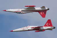 3039 @ LHKE - F-5 - by Stefan Rockenbauer