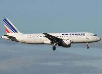 F-GGEE @ LFBO - Clear to land RWY 32L. - by Jorge Molina