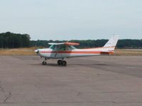 N93188 @ MRT - On the ramp at Marysville, OH