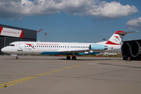 OE-LVA @ VIE - Austrian Arrows Fokker 100 - by Yakfreak - VAP