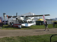 N253TA @ OSH - 1992 Cessna 208 CARAVAN Amphibian, P&W (C) PT6A 600 shp - by Doug Robertson