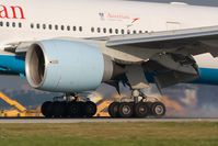OE-LPC @ LOWW - B777