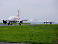 G-EZIE photo, click to enlarge G-EZIE photo, click to enlarge
