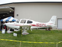 N540PG @ KOSH - SR20