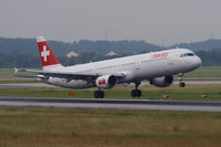HB-IOD @ VIE - Airbus A321-111 - by Juergen Postl
