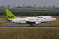 YL-BBD @ VIE - Boeing 737-53S - by Juergen Postl