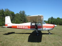 N6695A @ 68C - Cessna 172 - by Mark Pasqualino
