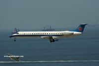 B-3060 @ VHHH - China Southern Airlines approaching runway 25R