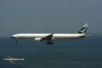 B-HNJ @ VHHH - Cathay Pacific approaching runway 25R - by Michel Teiten ( www.mablehome.com )