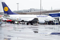 D-ABIN @ EGPH - Lufthansa B737 At a wet Edinburgh airport - by Mike stanners