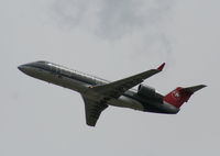 N8721B @ DTW - Pinnacle CRJ-200 - by Florida Metal