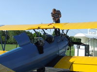 N65688 @ 9G5 - Topping off the tank before a flight at Royalton. - by Terry L. Swann