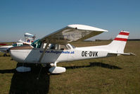 OE-DVK @ LOAN - Cessna 172