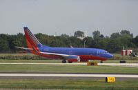 N272WN @ KPHL - Boeing 737-700 - by Mark Pasqualino