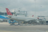 N820NW @ EHAM - Northwest Airlines - by David Burrell