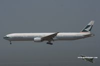 B-HNJ @ VHHH - Cathay Pacific - by Michel Teiten ( www.mablehome.com )