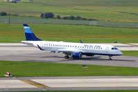 N239JB @ CID - The press plane taxiing on Runway 31