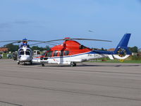 PH-SHO @ EHKD - Waiting for it's turn to do some sightseeingflights - by Alex Smit