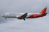 SP-LLD @ EGLL - Centralwings Boeing 737-400 - by Thomas Ramgraber-VAP