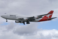 VH-OEG @ EGLL - Qantas Boeing 747-400 - by Thomas Ramgraber-VAP