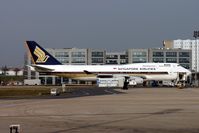 9V-SMW @ LFPG - Boeing 747-412 - by JBND31
