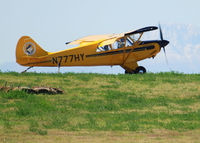 N777HY @ KAPA - Huskie on position and hold for 17L. - by Bluedharma