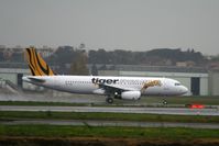 9V-TAH @ LFBO - A320-232 N° 2952 - by JBND31