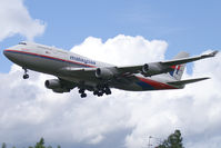 9M-MPK @ EGLL - Malaysia Airlines Boeing 747-400 - by Thomas Ramgraber-VAP
