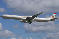 A6-EHF @ EGLL - Etihad Airways Airbus A340-600 - by Thomas Ramgraber-VAP
